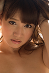 初川みなみ