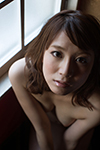 初川みなみ