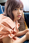 根尾あかり