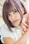 根尾あかり
