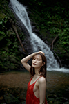 美谷朱里