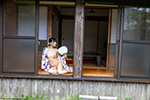 根尾あかり